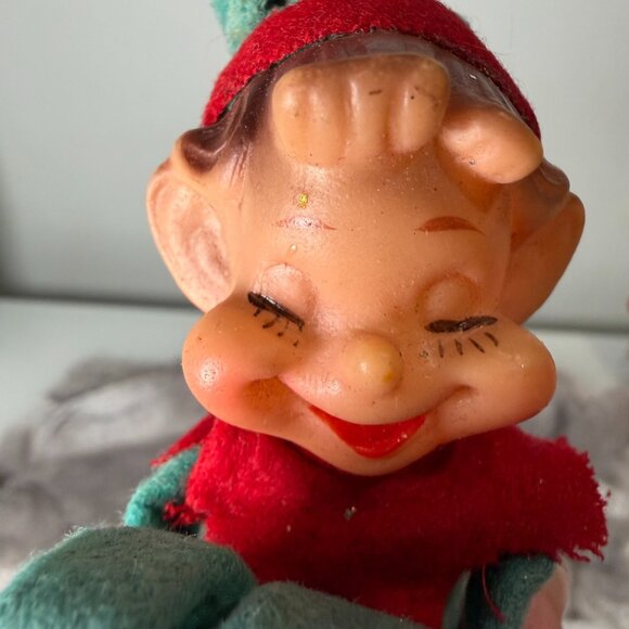 Vtg Green Red Knee Hugger Christmas Elf Pixie RARE EYES CLOSED - Picture 5 of 13